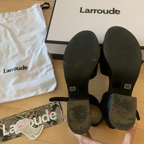 LARROUDE - LIKE NEW Miso Platform Strap Sandal in black raffia - size 8 - Picture 4 of 9